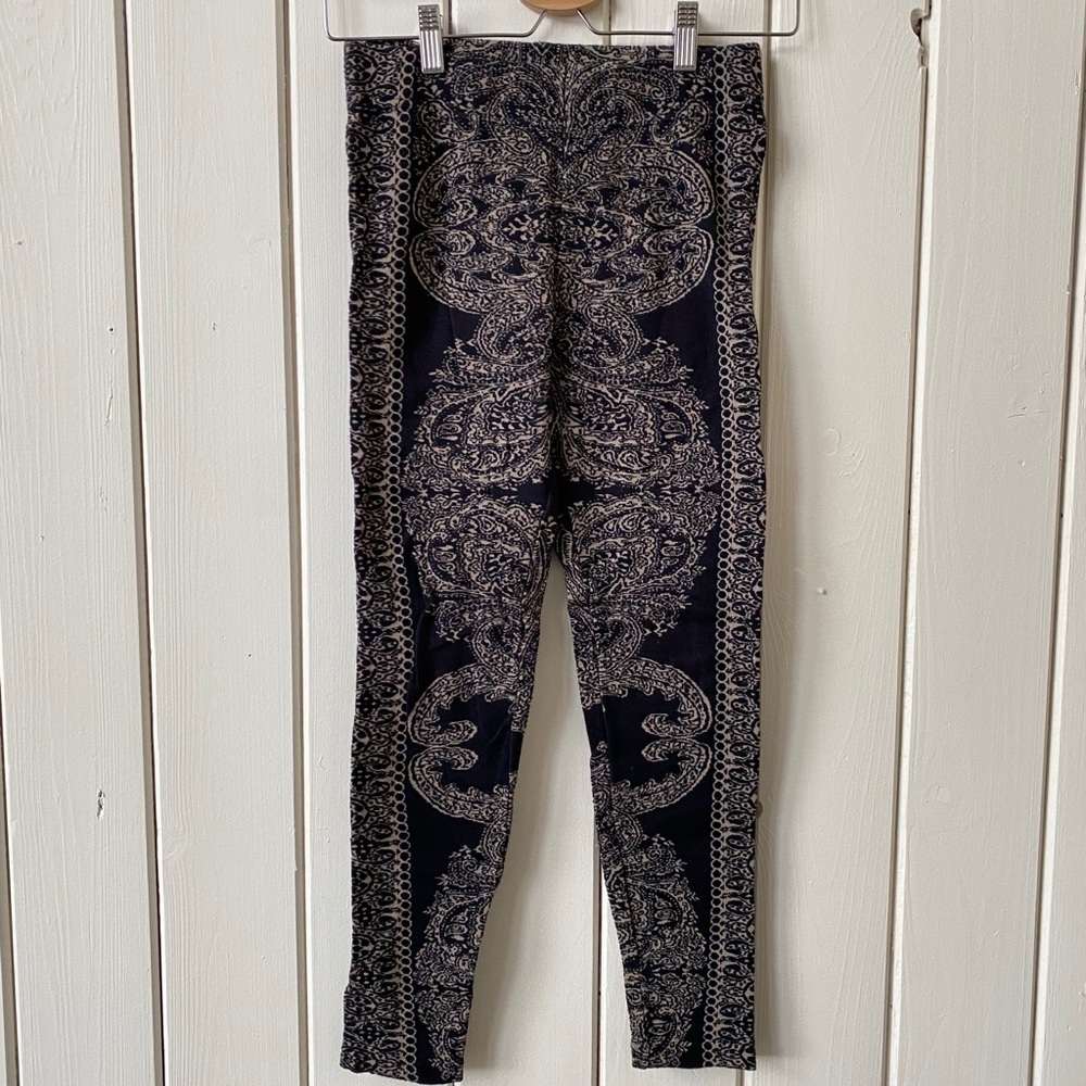 Free People sweater leggings